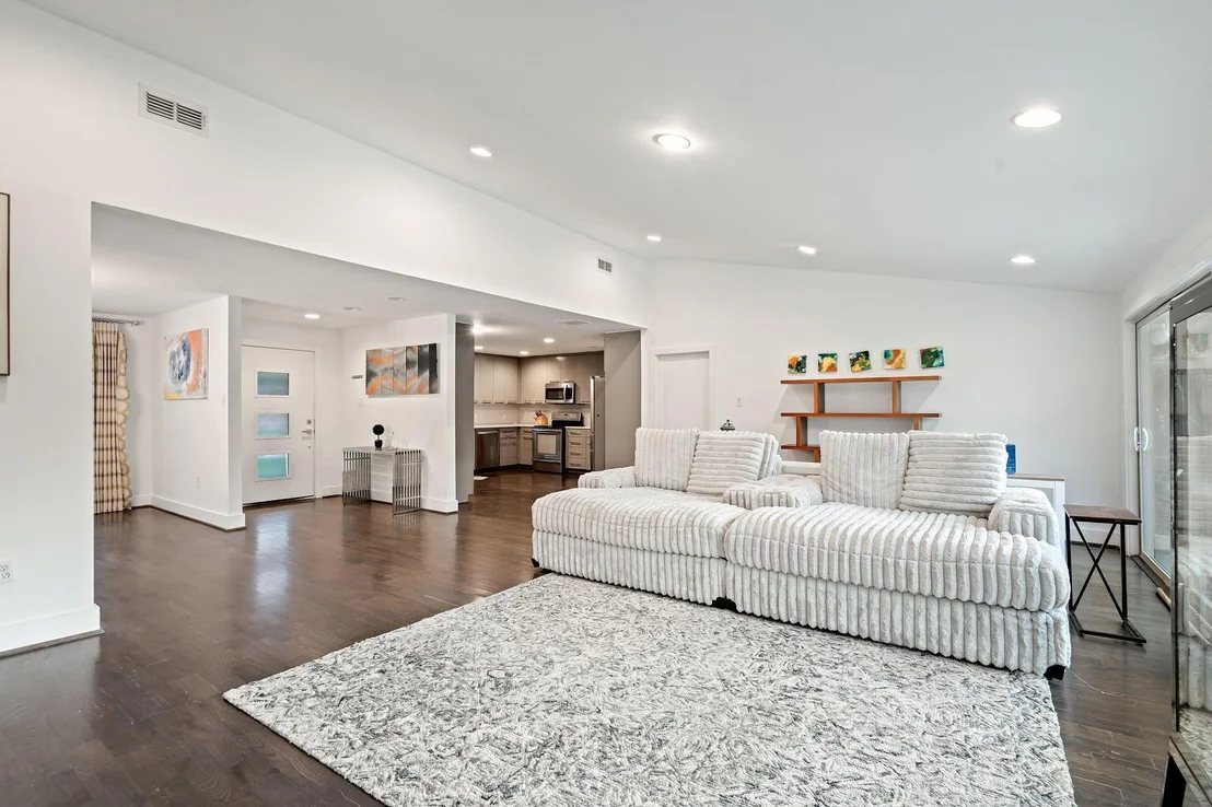 Photo of 3427 Saint Cloud Circle