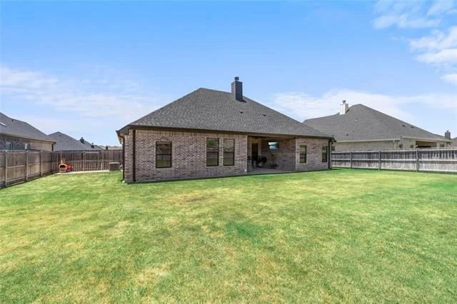 Photo of 932 Gallant Fox Road