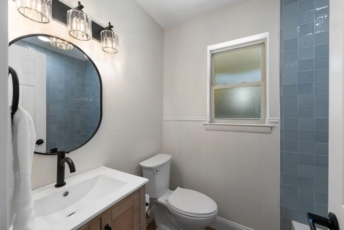 Photo of 2844 Hurstview Drive
