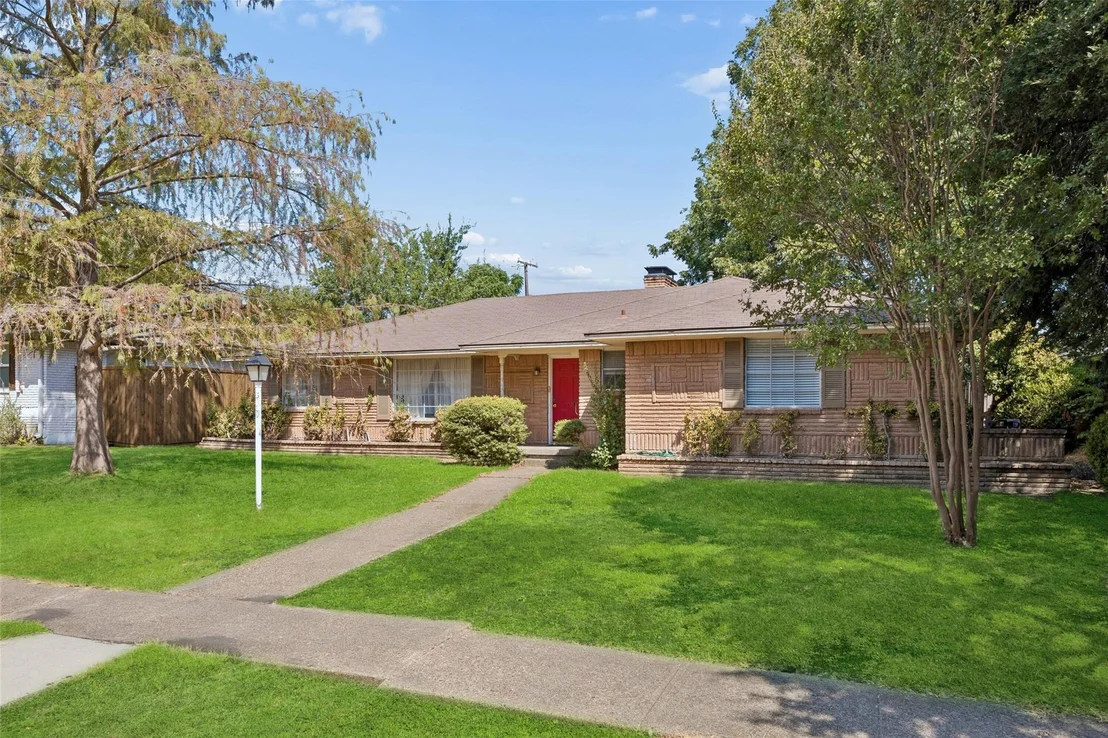 Photo of 5629 Ledgestone Drive