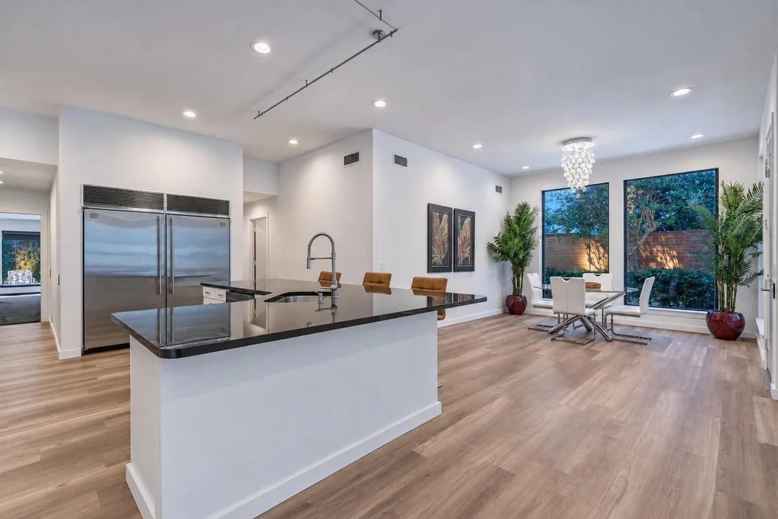 Photo of 6321 Spring Valley Road