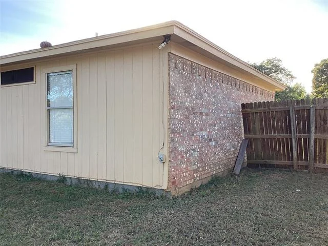 Photo of 5915 Willow Branch Drive