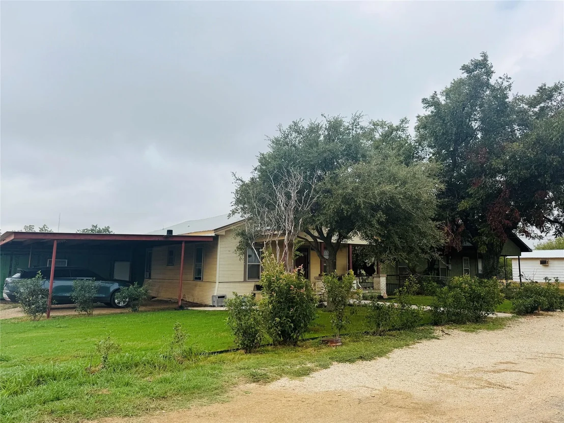 Photo of 1201 W 5th Street