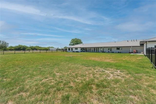 Photo of 608 Bush Drive