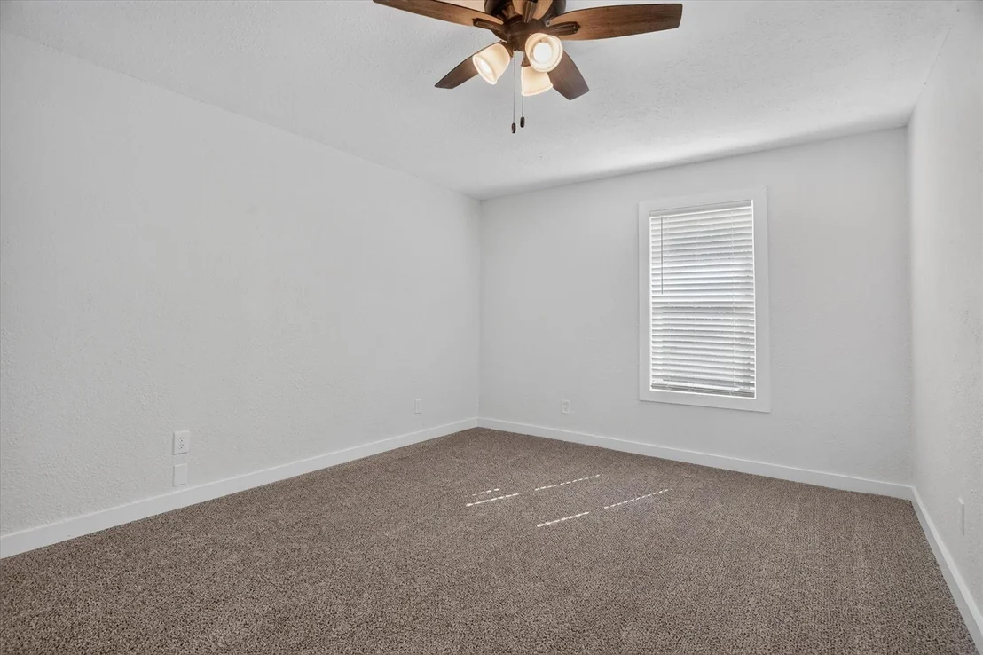 Photo of 795 Meadow Road