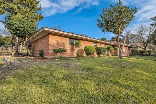Photo of 4325 Shady Glen Drive