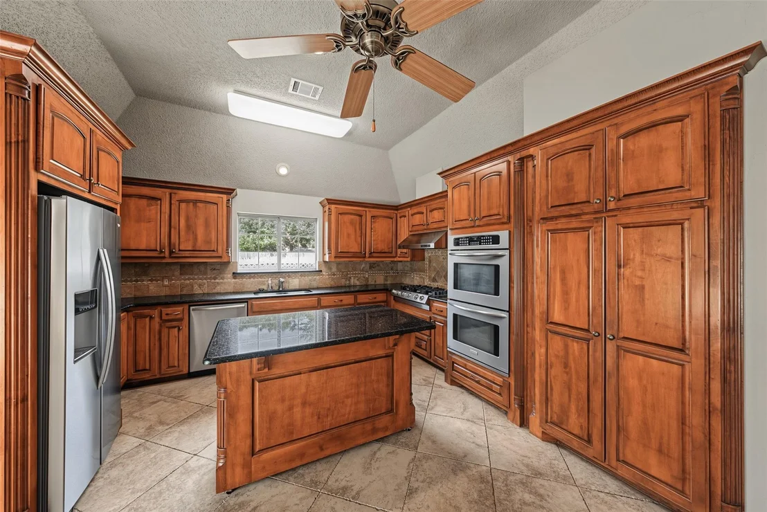Photo of 1500 Arrowhead Drive