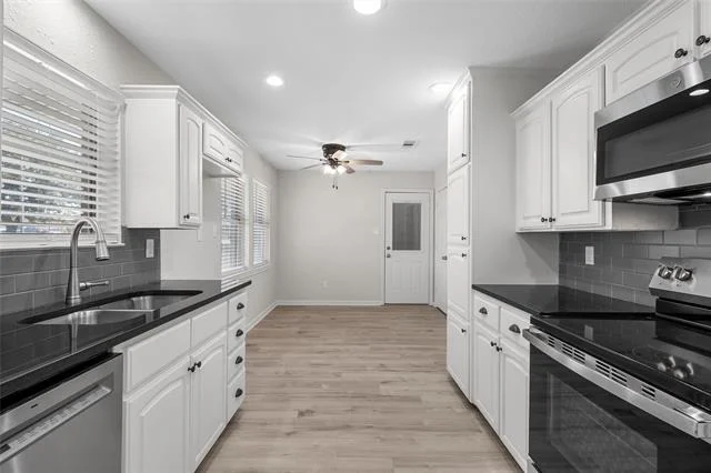 Photo of 1006 Eagle Drive