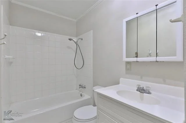 Photo of 1066 Westridge Drive