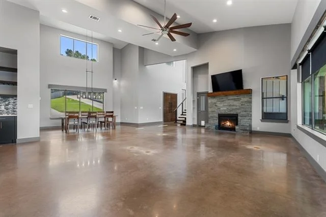 Photo of 24116 Sun Ridge Road