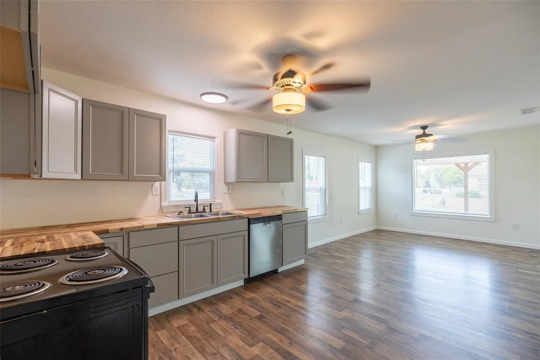 Photo of 1781 N 10th Street