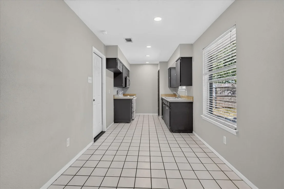 Photo of 628 Lisa Street