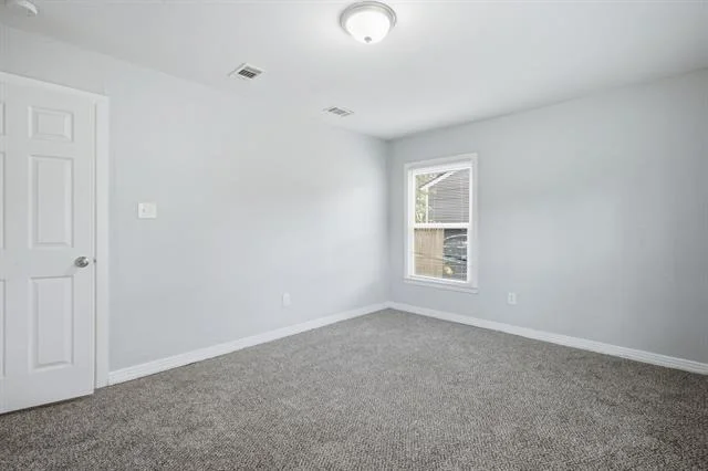 Photo of 1450 Holcomb Road