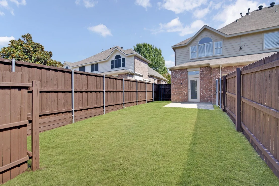 Photo of 6883 Winston Drive