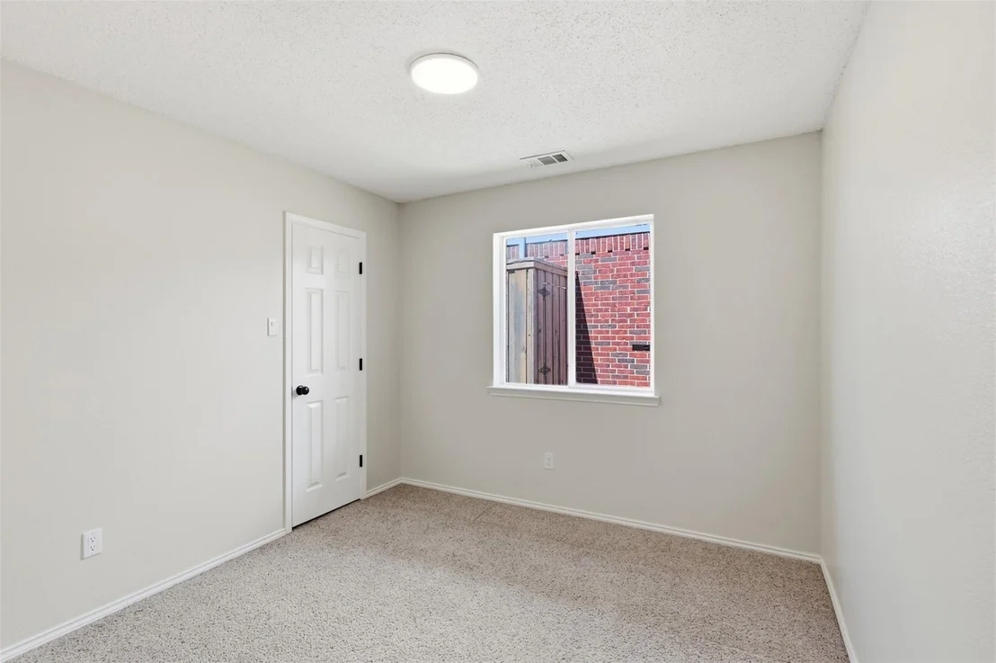 Photo of 4909 Silverweed Drive