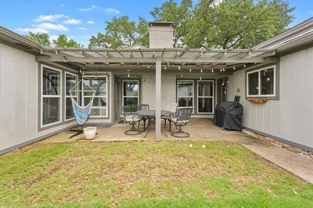 Photo of 2109 Parkhaven Drive