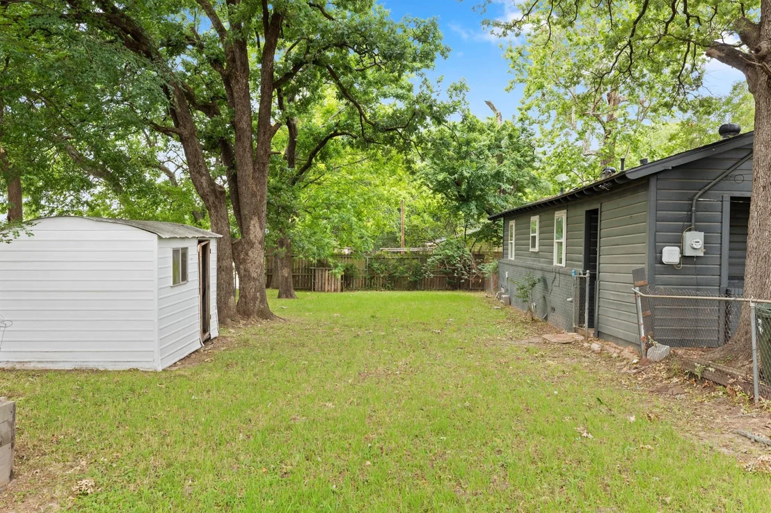 Photo of 2807 Willard Drive