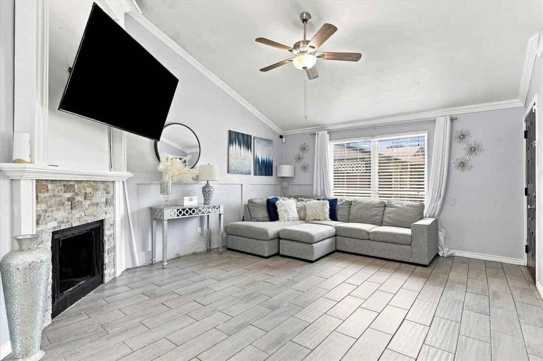 Photo of 420 Vincent Street