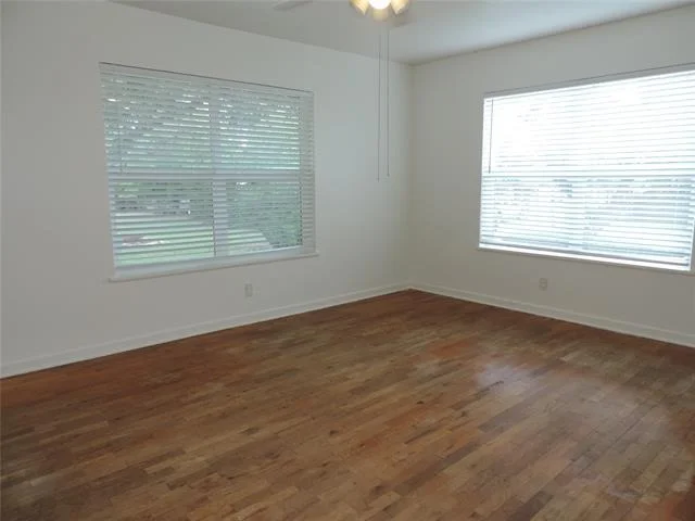 Photo of 581 Alexander Road