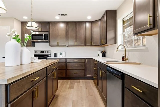 Photo of 2341 Monticello Circle