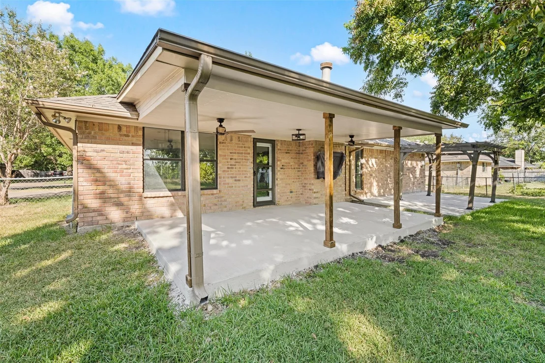 Photo of 209 Bonham Drive