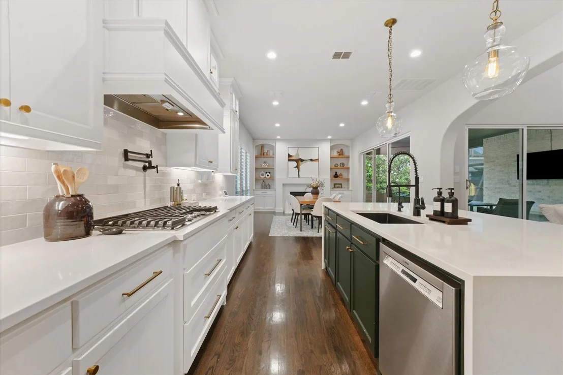 Photo of 1313 Grassland Drive