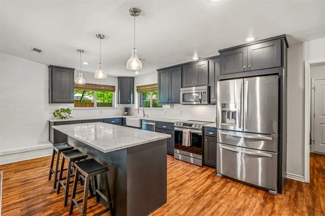 Photo of 1309 Cliff Drive