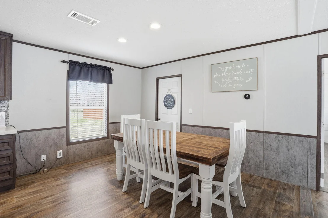 Photo of 350 County Road 4905
