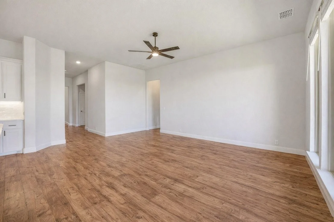 Photo of 800 Jaguar Ridge