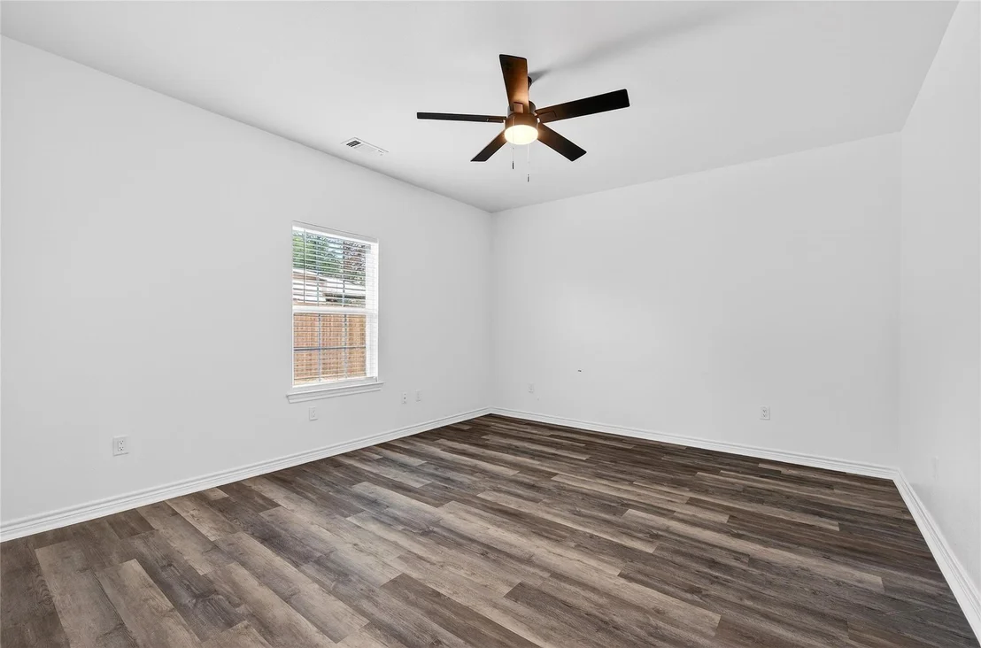 Photo of 1809 Bluebonnet Avenue