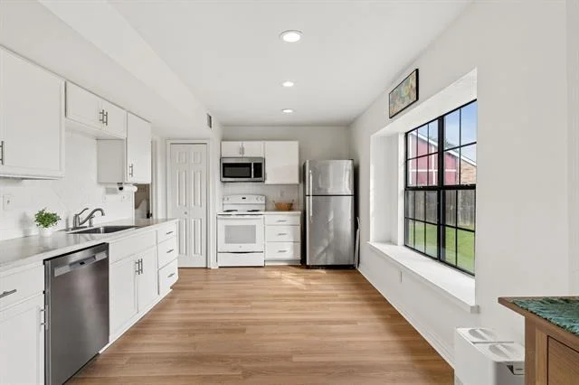 Photo of 5633 Powers Street