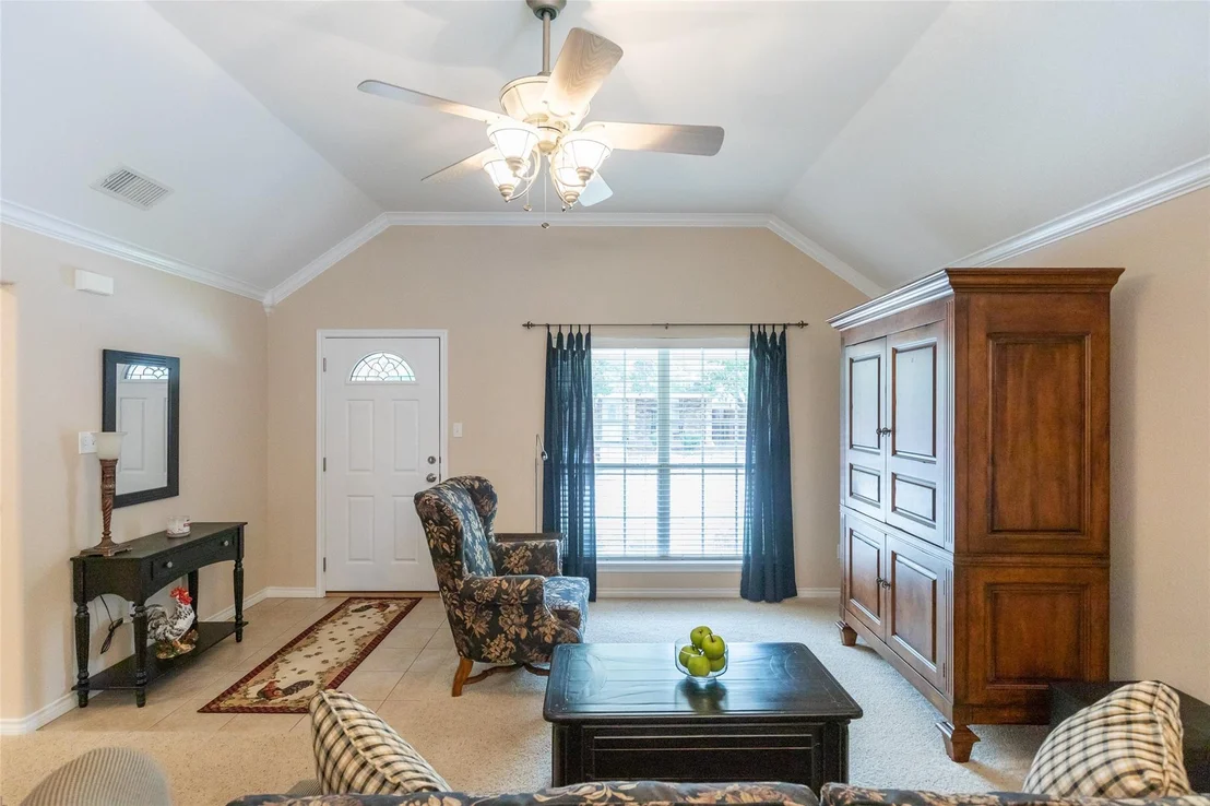 Photo of 3913 Garden Grove Lane