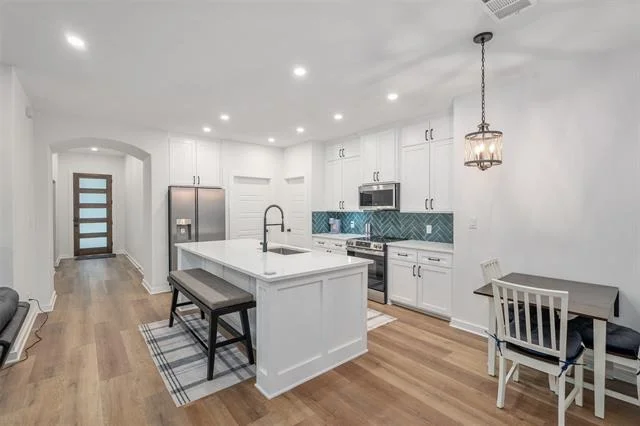 Photo of 141 Wedgewood Drive