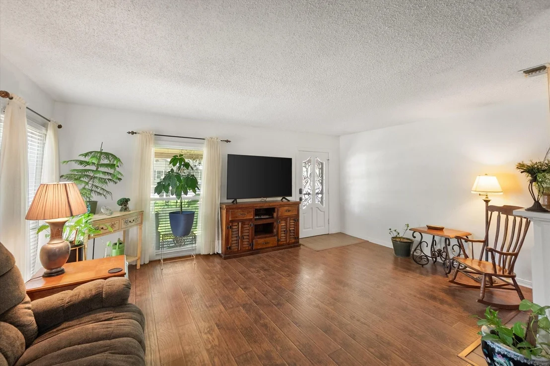 Photo of 502 Bellevue Drive