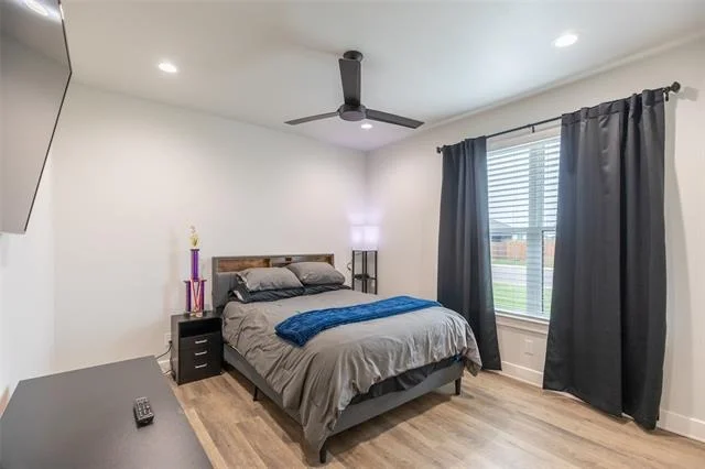 Photo of 7737 White Rock Road
