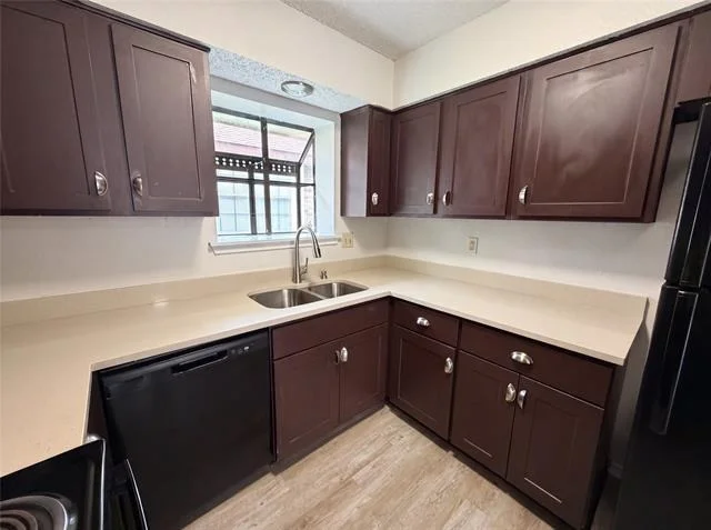 Photo of 1502 Allen Drive