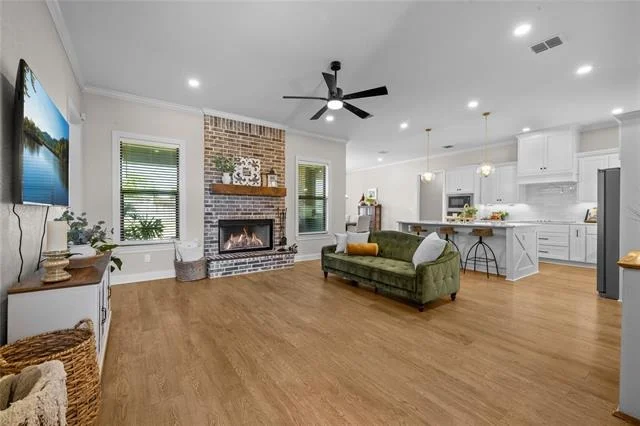 Photo of 932 Gallant Fox Road