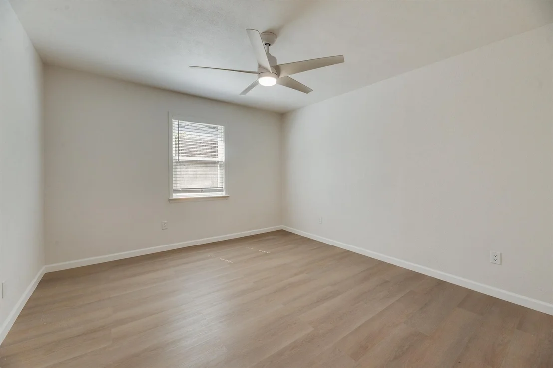 Photo of 409 Birchwood Circle