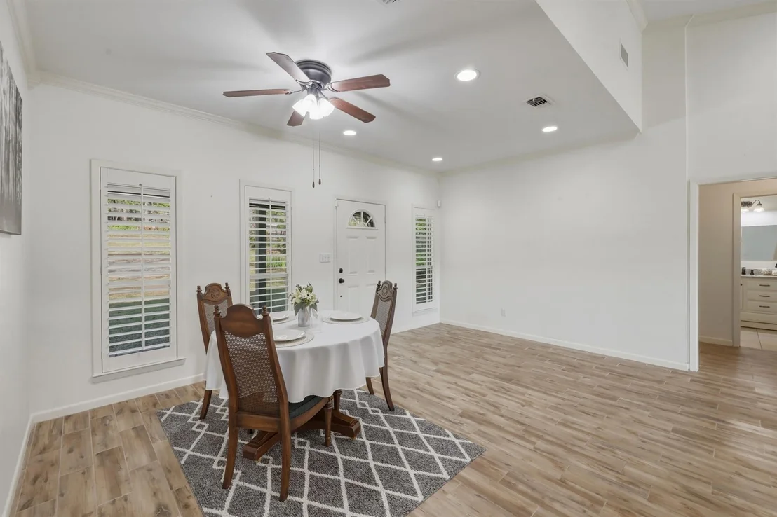 Photo of 353 Deer Creek Road