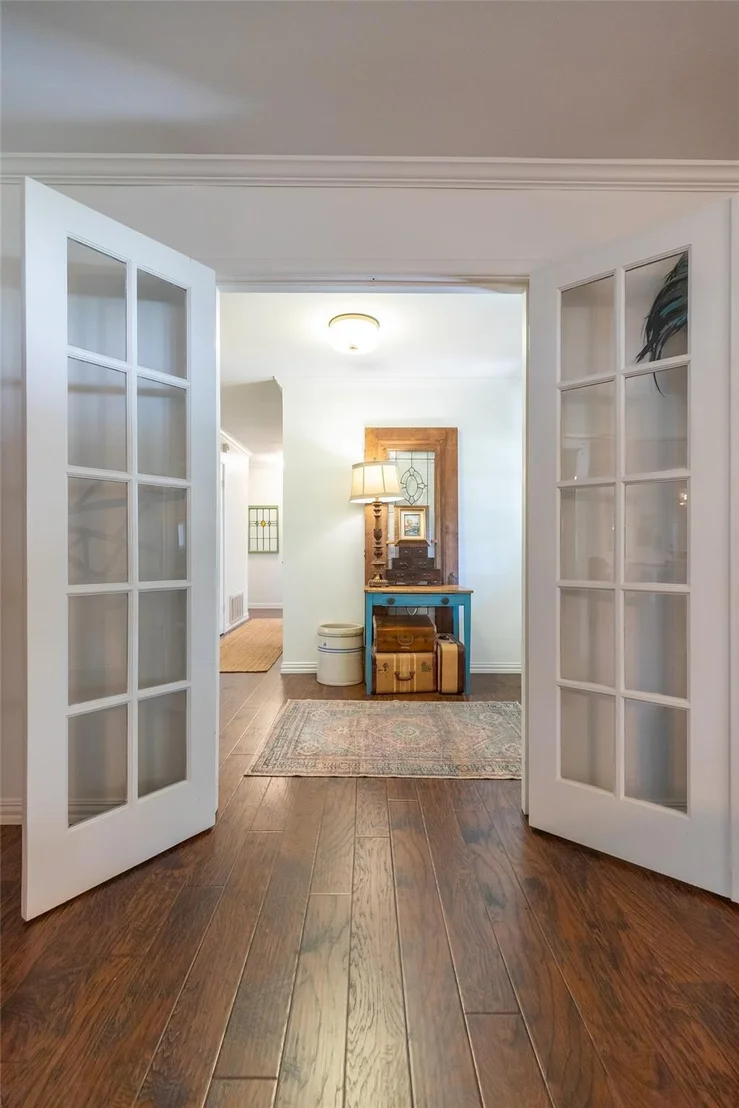 Photo of 1801 Sylvan Drive