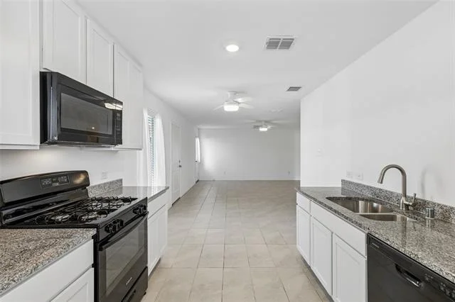 Photo of 7204 Gray Wolf Lane