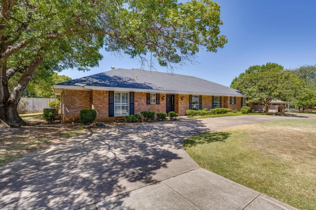 Photo of 4813 Springwillow Road