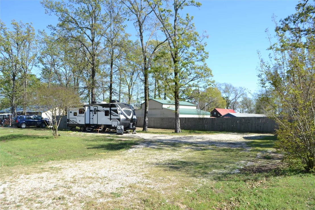 Photo of 718 Indian Gap