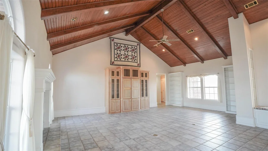 Photo of 1041 Clarence Road