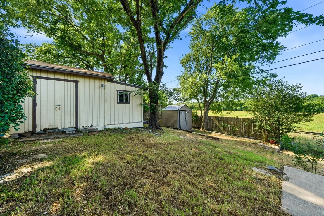 Photo of 104 Forest Lane