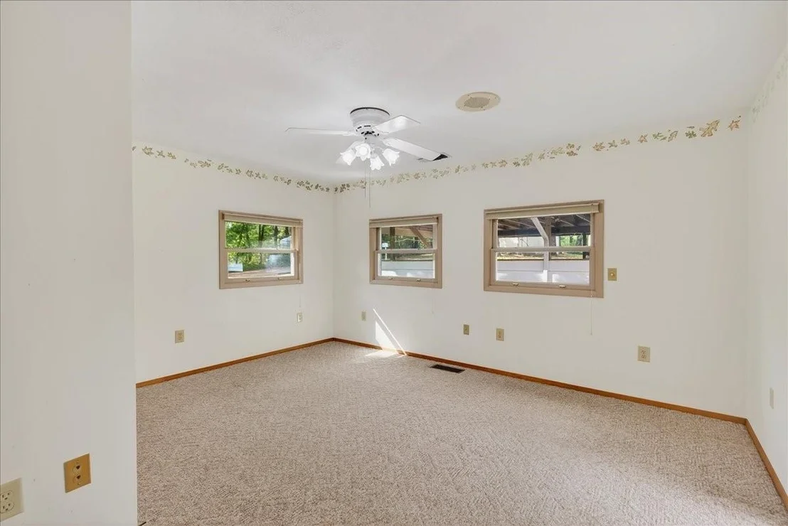 Photo of 102 Summerall Drive