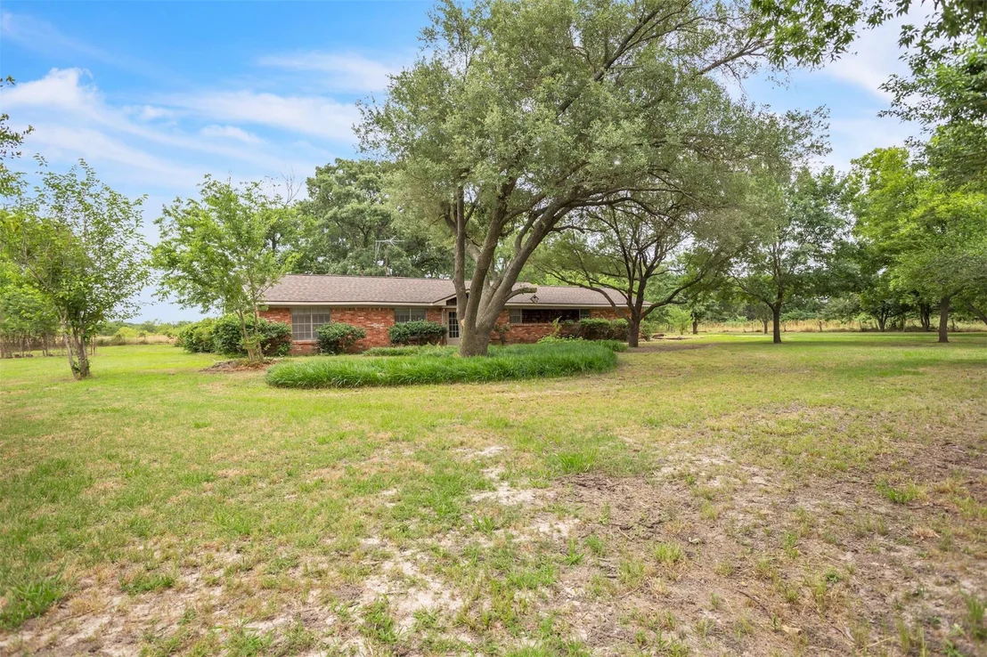 Photo of 3307 County Road 2176
