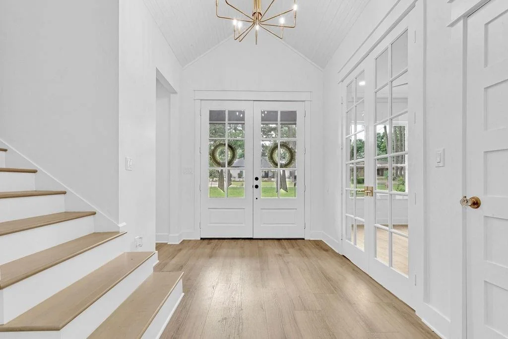 Photo of 221 Brookside Drive