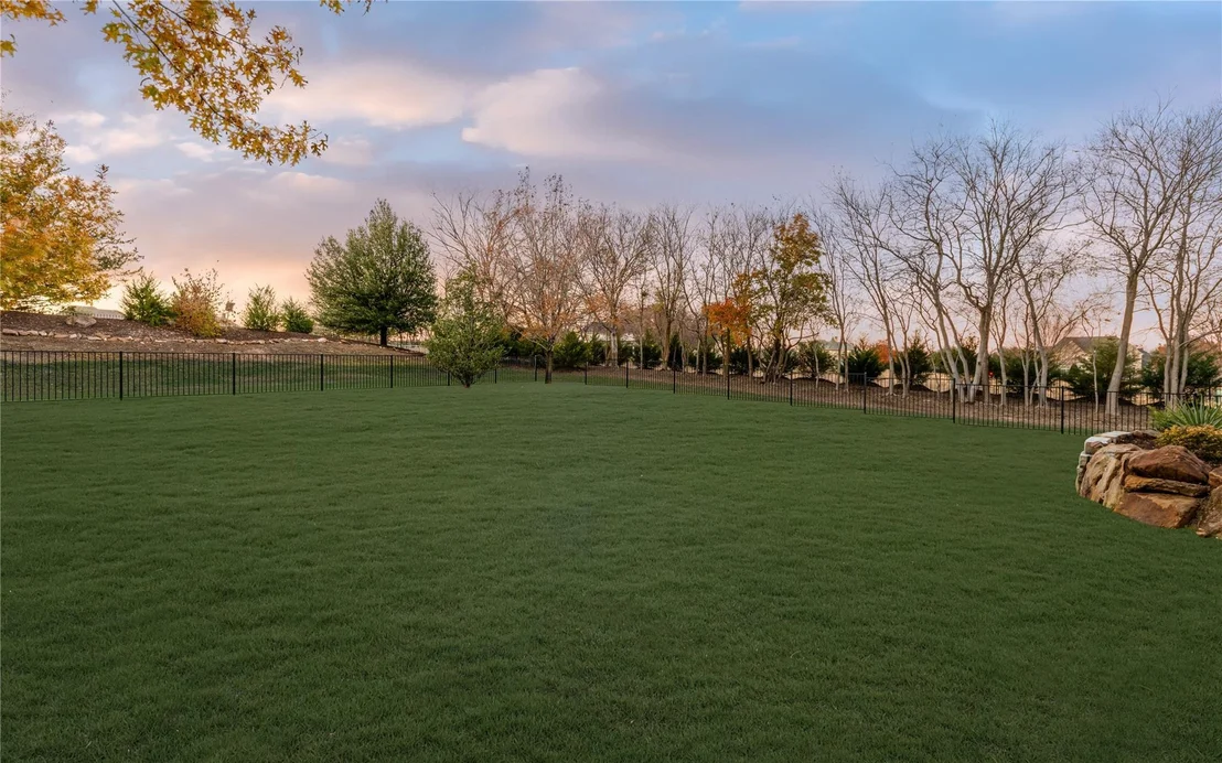 Photo of 2656 Twelve Oaks Lane