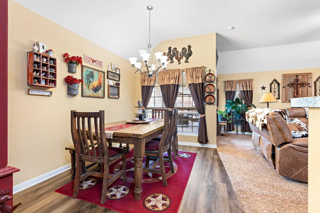 Photo of 219 Oak Meadow Trail